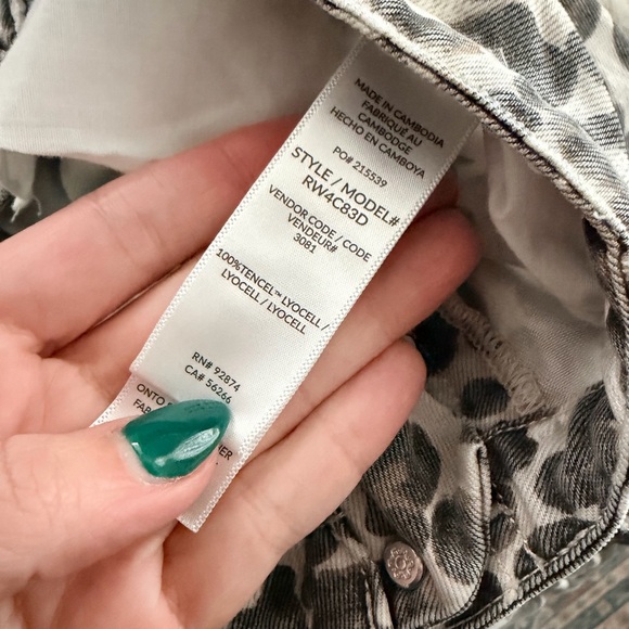 Splendid Gray Leopard Wide-Leg Pants - Picture 12 of 12